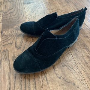 Black suede Franco Sarto loafers